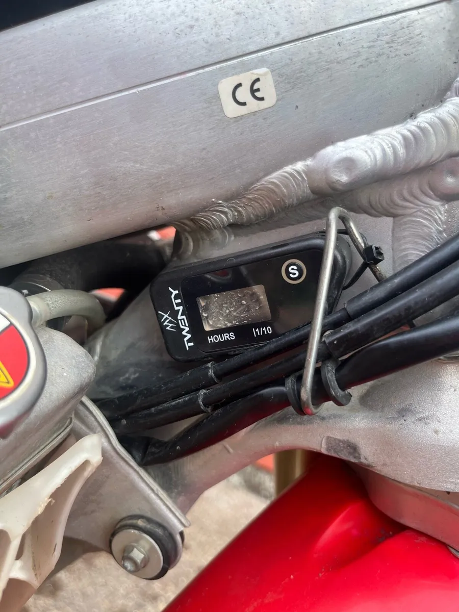 CRF 250R - Image 3