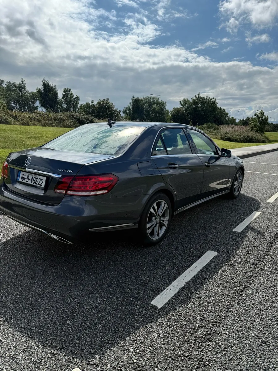 Mercedes Benz E200 Bluetec Nct 7/26 - Image 4