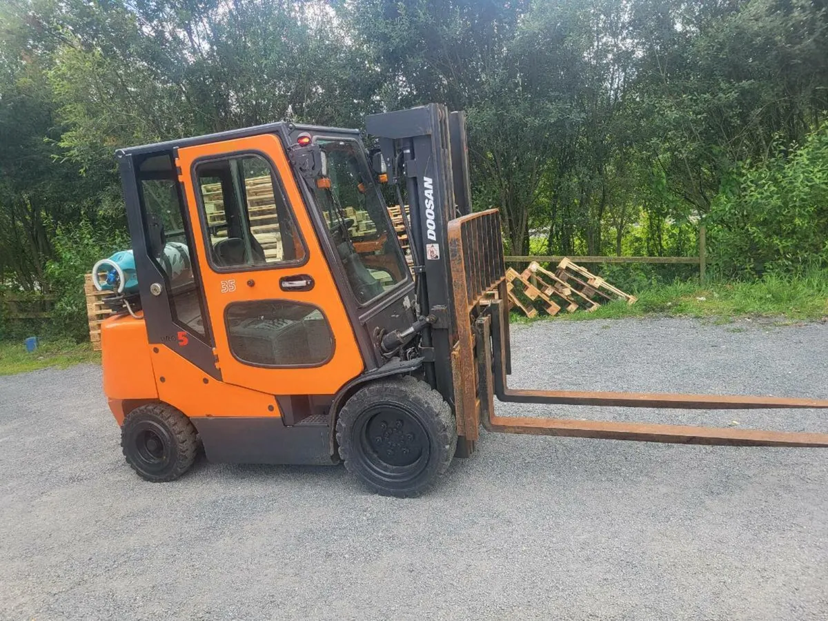 Forklift 3.5 ton gas doosan 2017 - Image 2