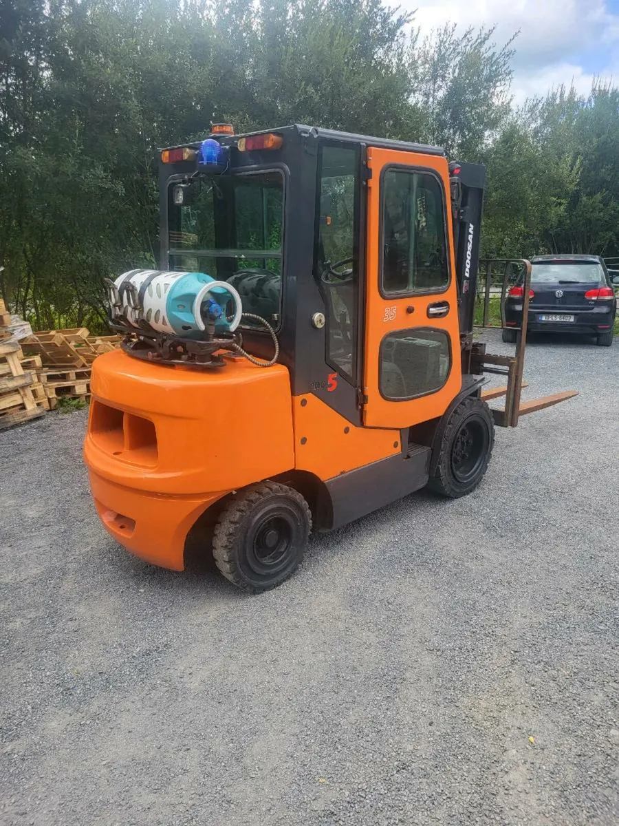 Forklift 3.5 ton gas doosan 2017 - Image 3
