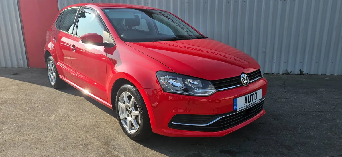 Volkswagen Polo auto 1.2 comfortline low kms - Image 3