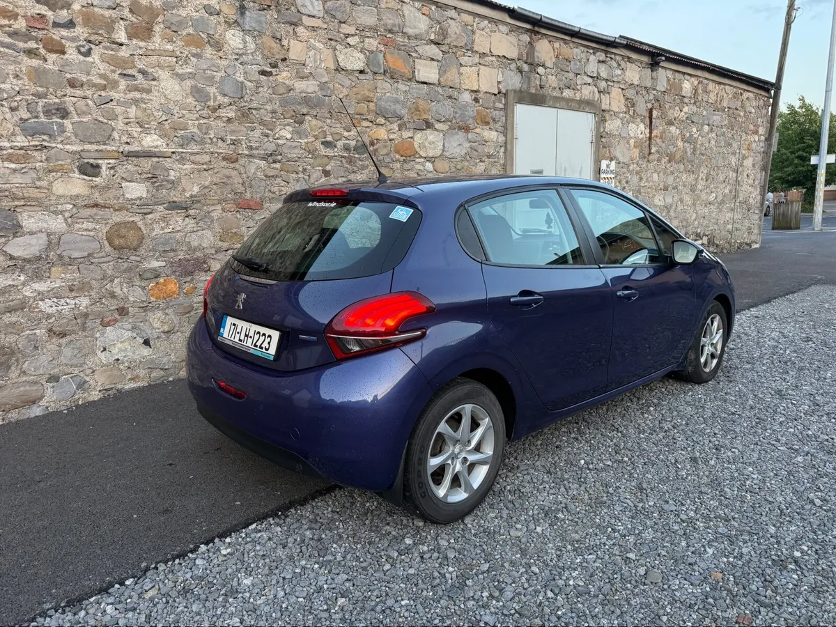 Peugeot 208 2017 - Image 4