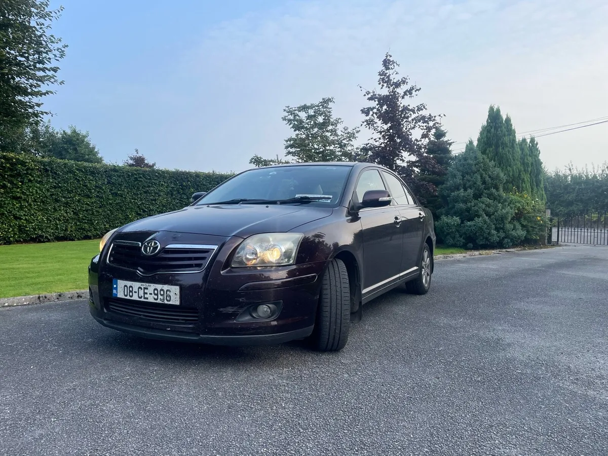 Toyota Avensis - Image 1