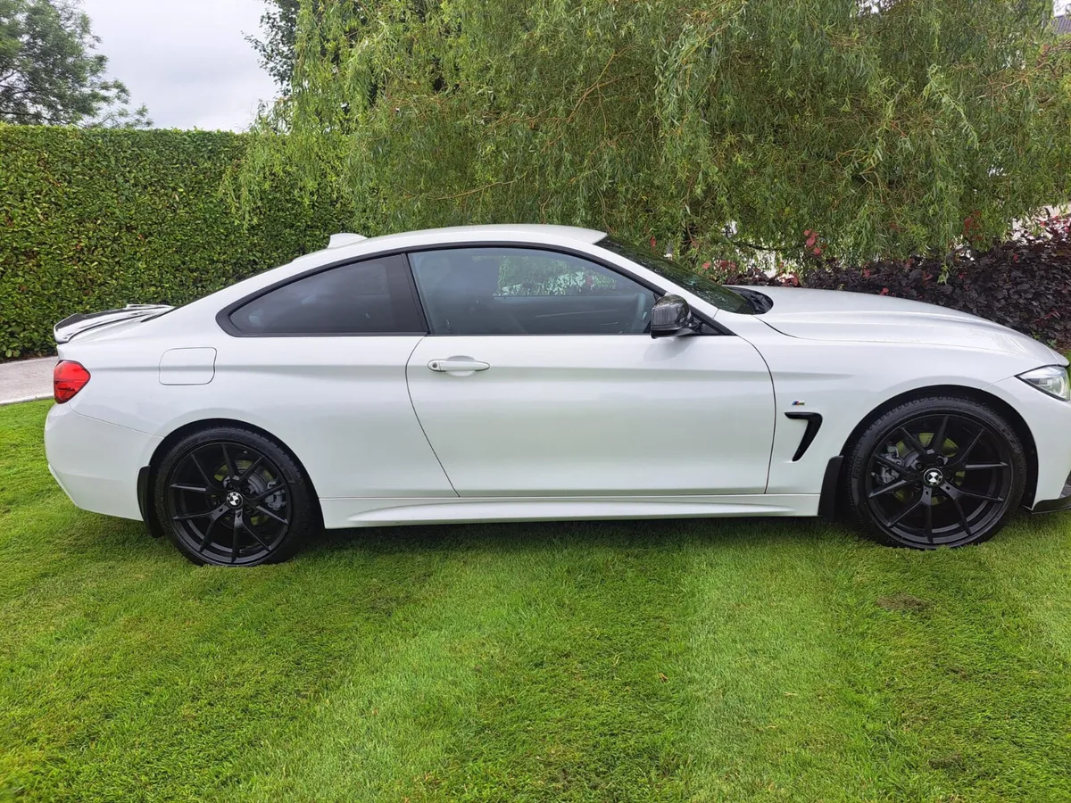 BMW 4-Series 2015 - Image 2