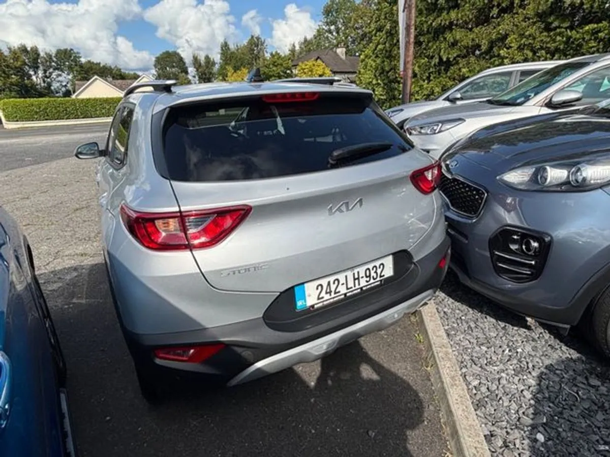Kia Stonic 1 0 K2 My25 MT - Image 3
