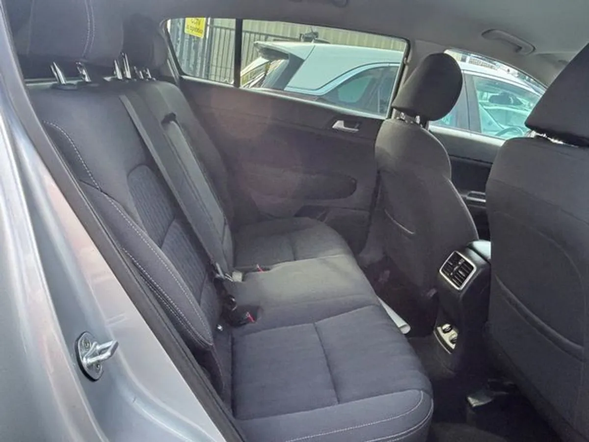 Kia Sportage LX 5DR - Image 4