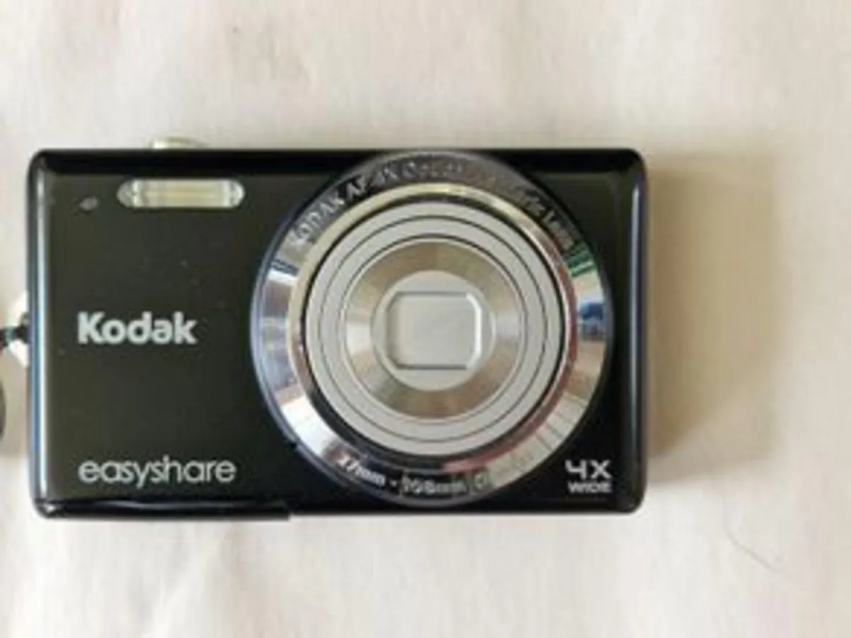 Kodak Easyshare M522, 14 Megapixels Digital Camera - Image 1