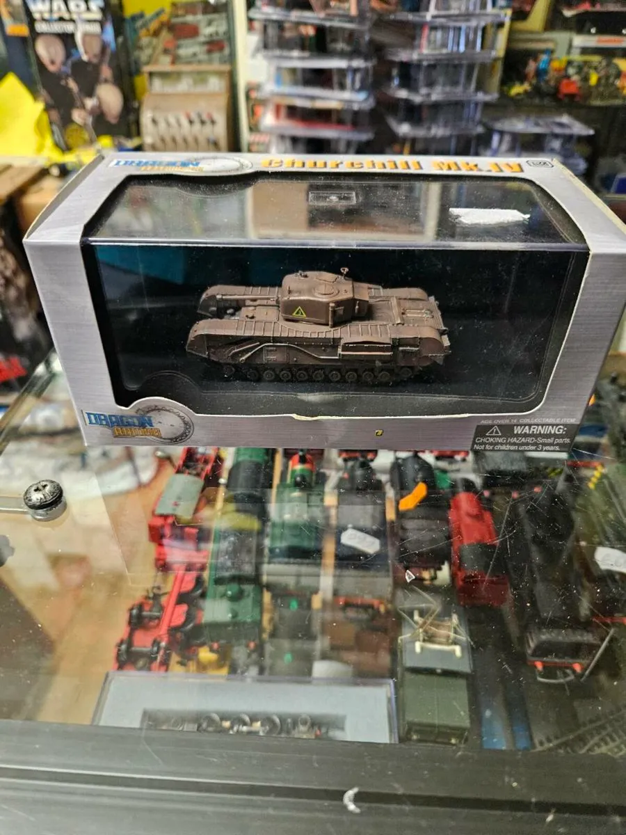 Corgi Dragon Armour British WW2 Churchill Tank - Image 1
