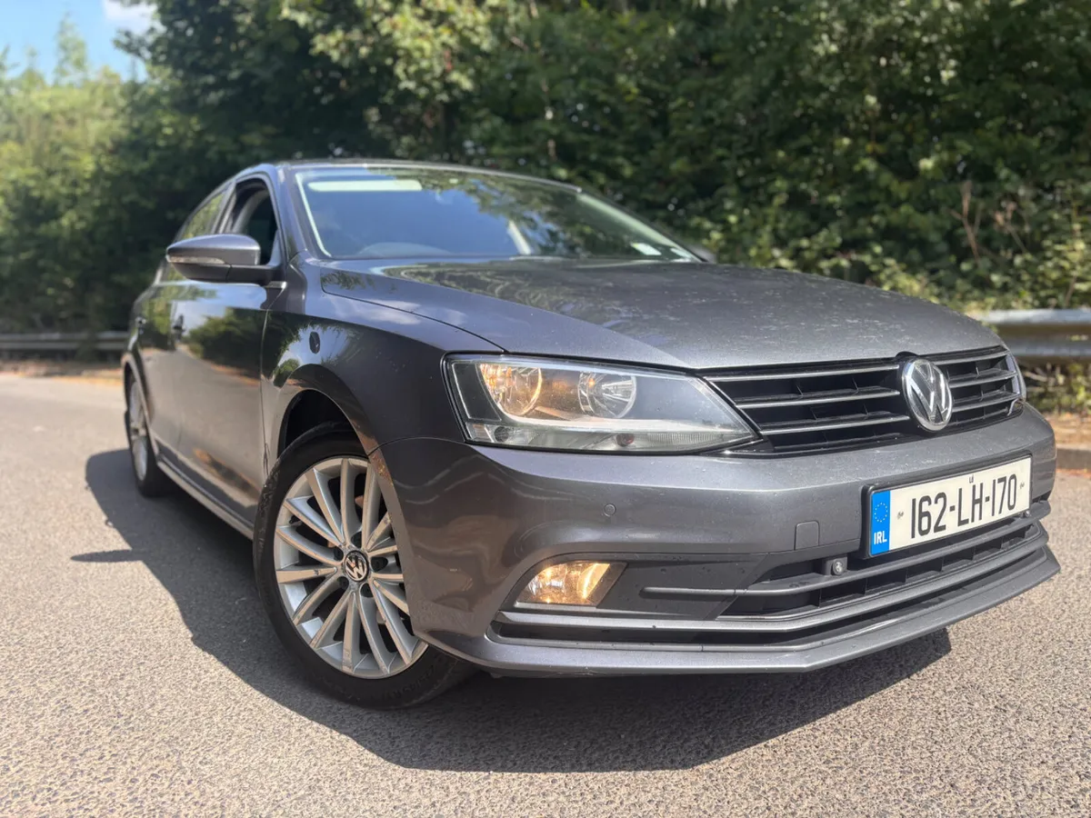 2016 2.0 TDI 110HP Highline Vw Jetta - Image 1