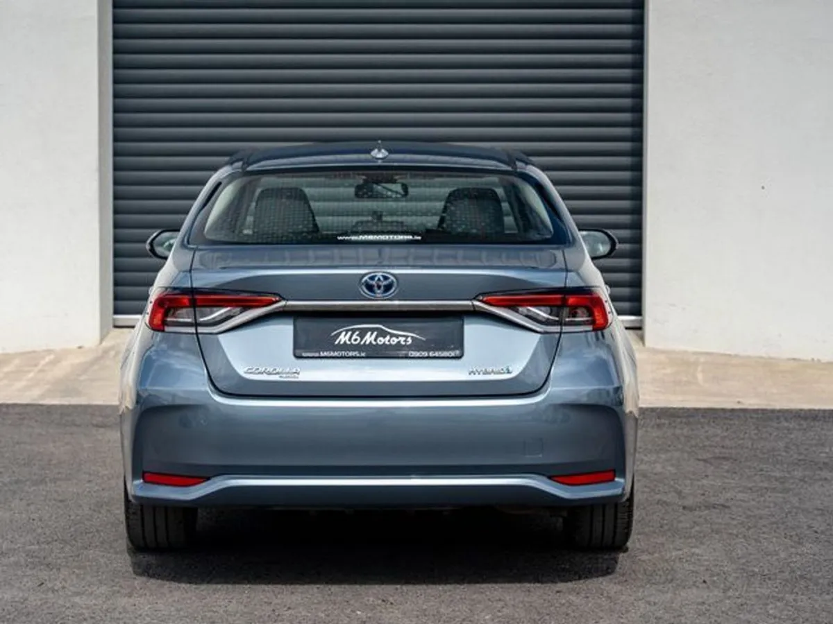 Toyota Corolla Hybrid Luna Saloon 4DR Auto - Image 4