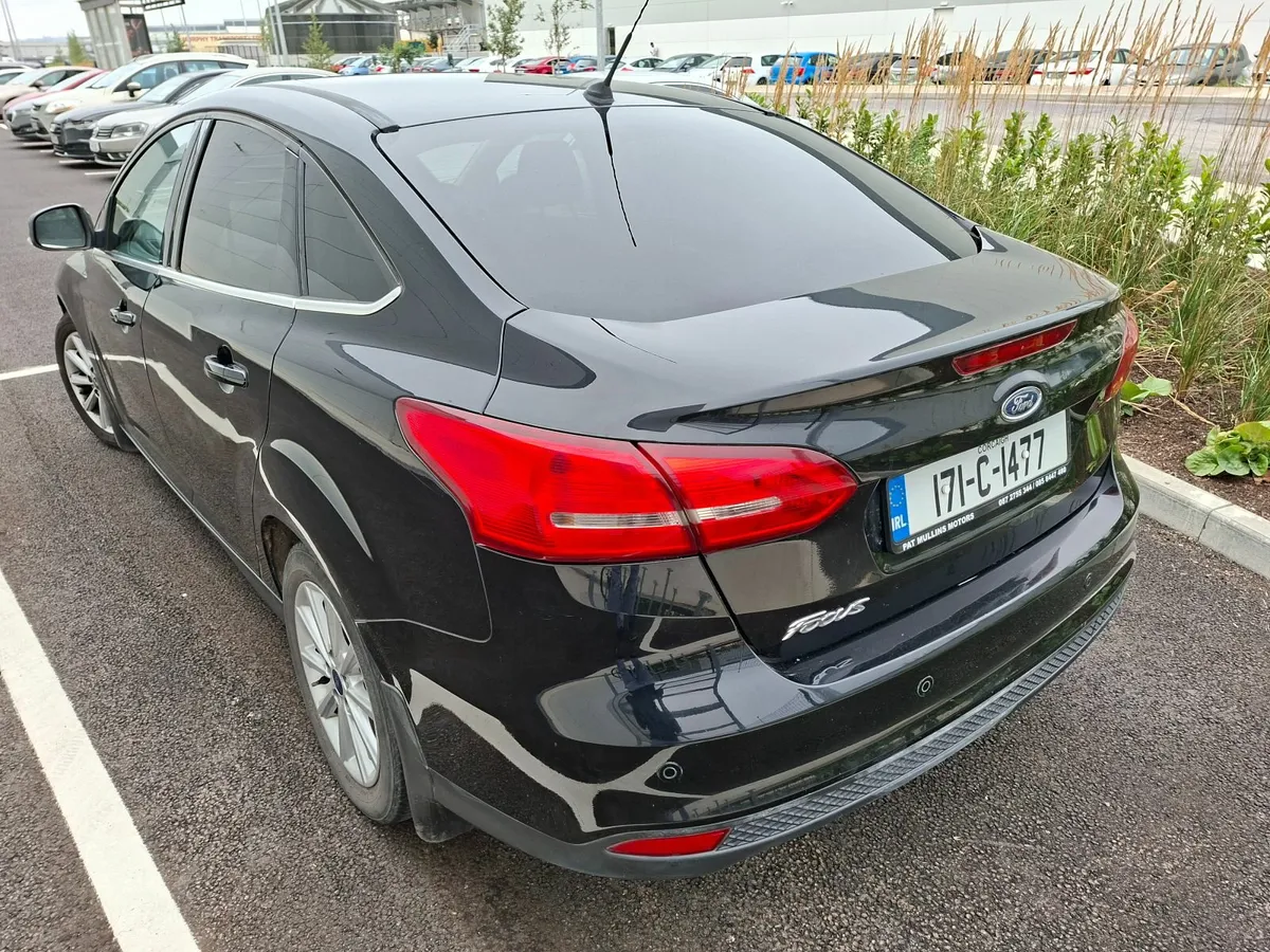Ford Focus 2017 - Image 3