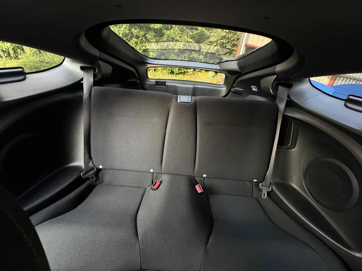 HONDA CRZ 2012- 1.5 Hybrid- Automatic - Image 3