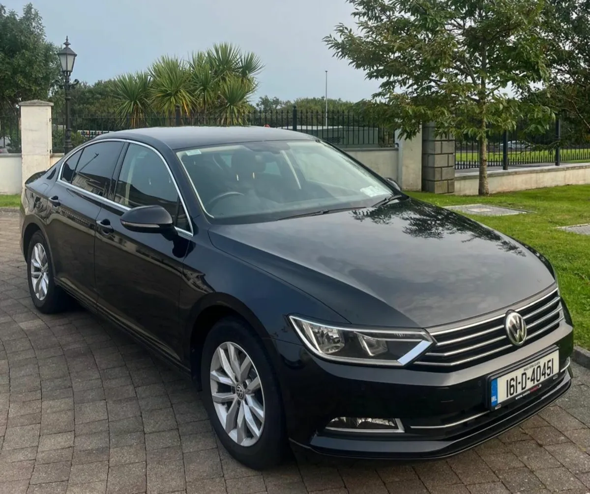 Volkswagen Passat 2016 1.6L TDI Bluemotion - Image 1