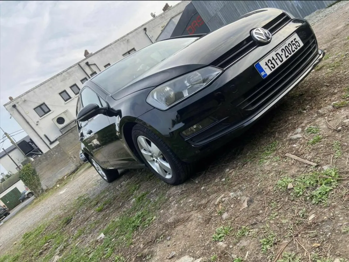 Volkswagen Golf 2013 - Image 1