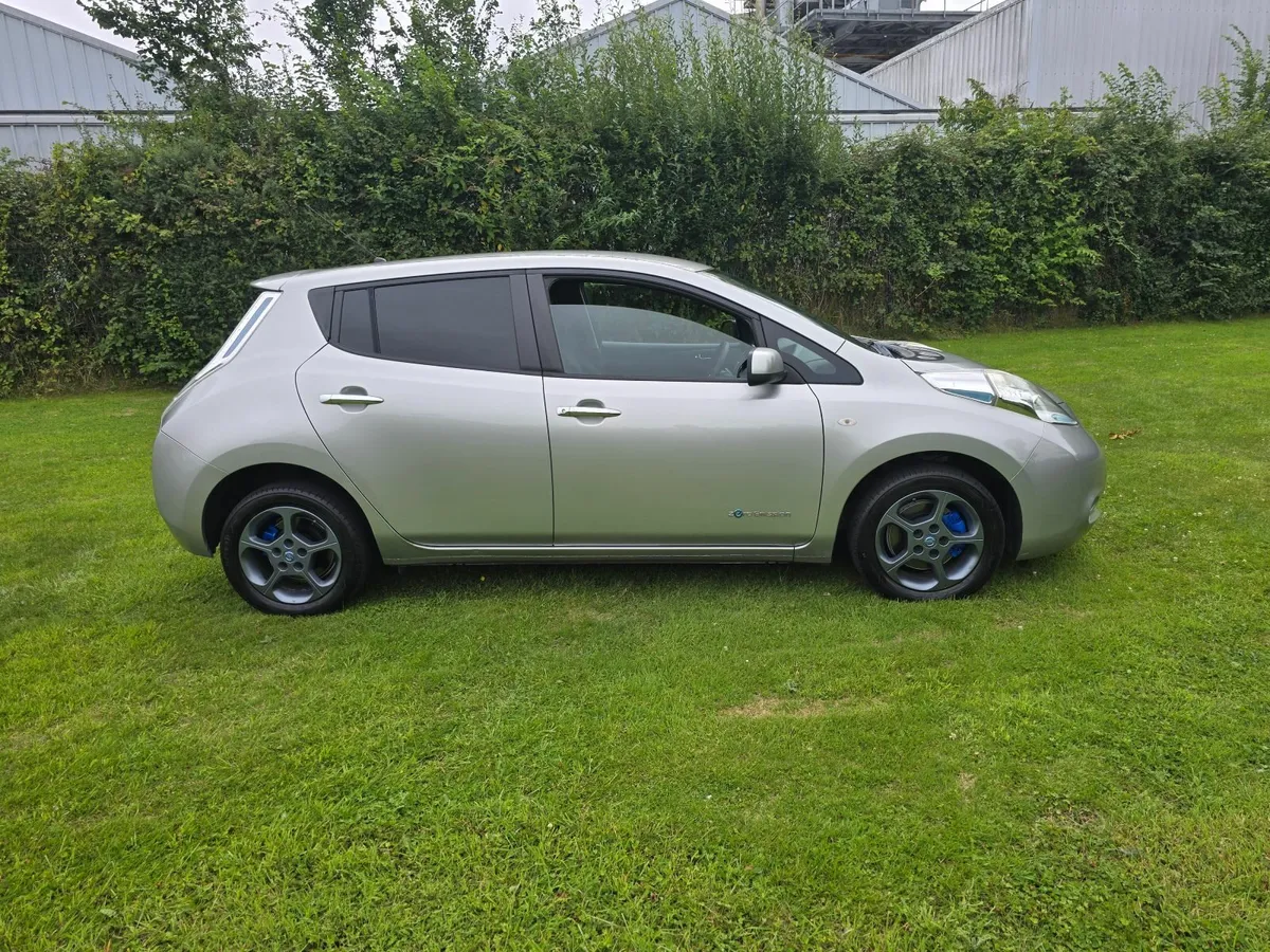 Nissan Leaf 2014 - Image 2