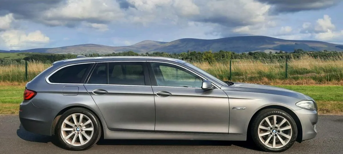 BMW 520D Touring - Image 2