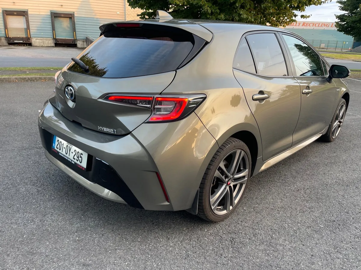 Toyota Corolla Hybrid - Image 4