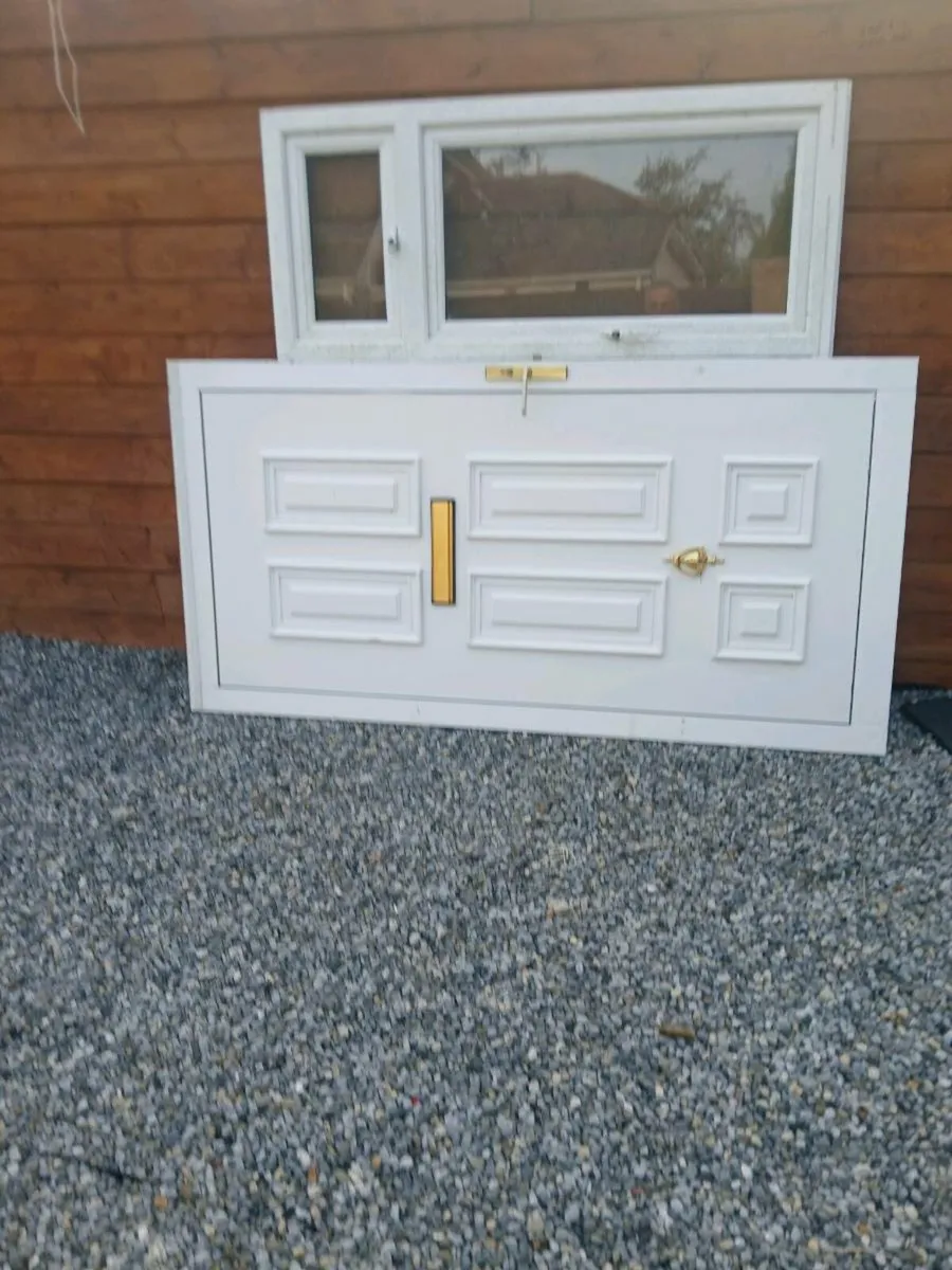 Door and window - Image 4