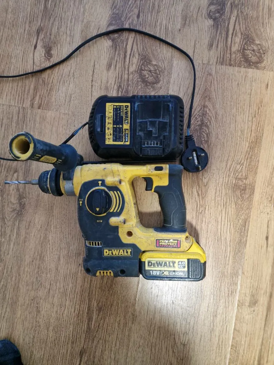 Dewalt hammer drill