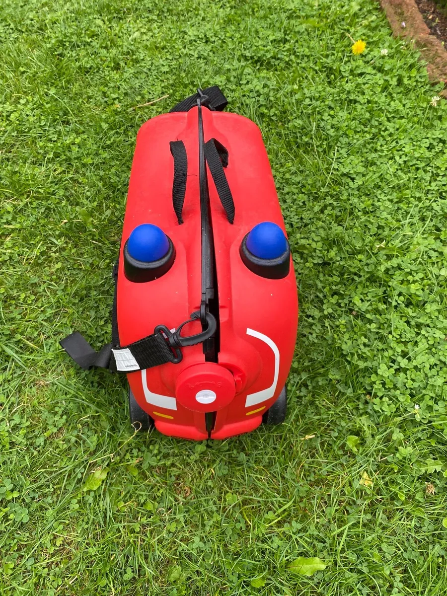 Ride On Suitcases - Image 3