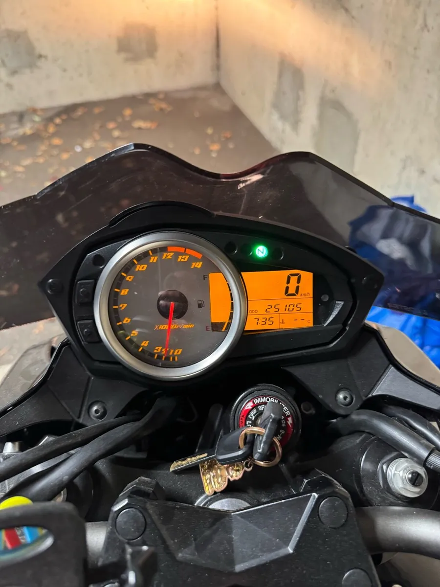 Kawasaki Z750 - 25k kms - €5600 - Image 4