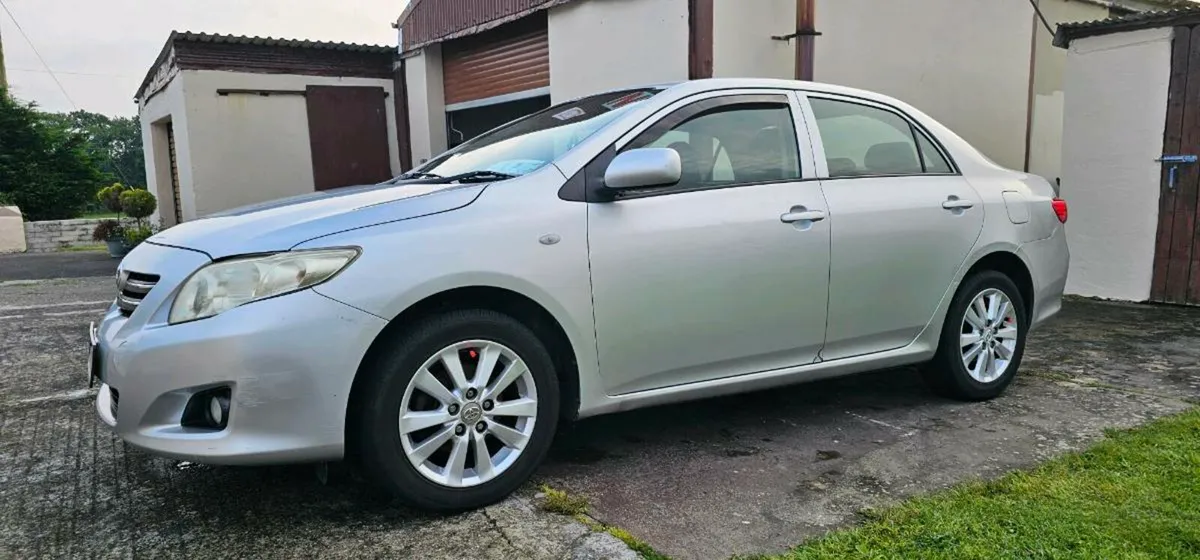 Toyota corolla saloon 2008 1.4 diesel fresh nct - Image 2