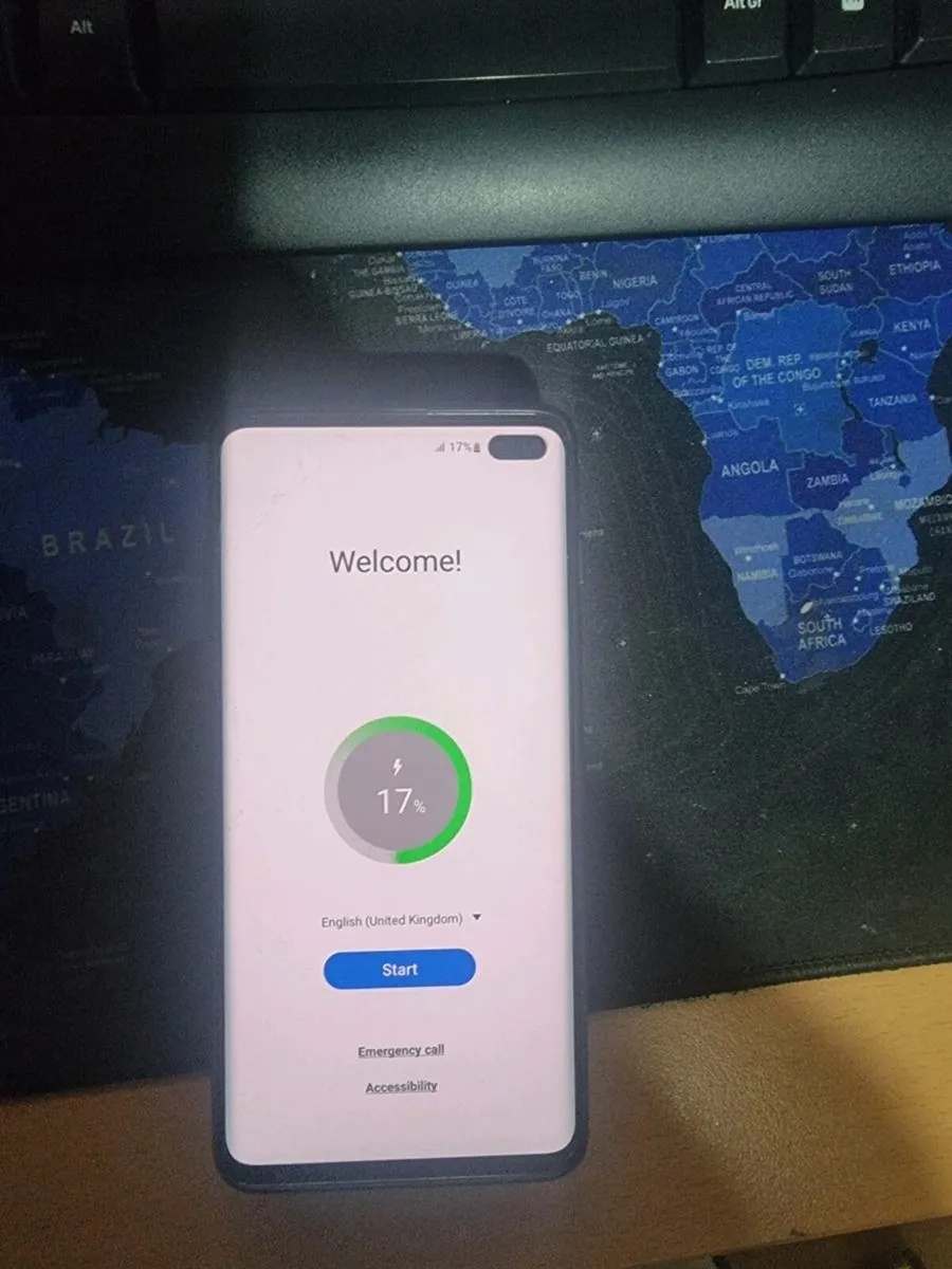 Samsung Galaxy S10 + Plus - Image 2