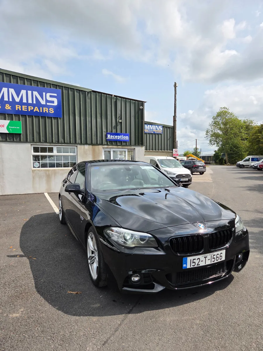BMW 5-Series 2015 - Image 2