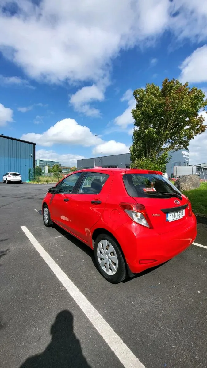 TOYOTA YARIS 1.0 PETROL NEW NCT & TAX - Image 2