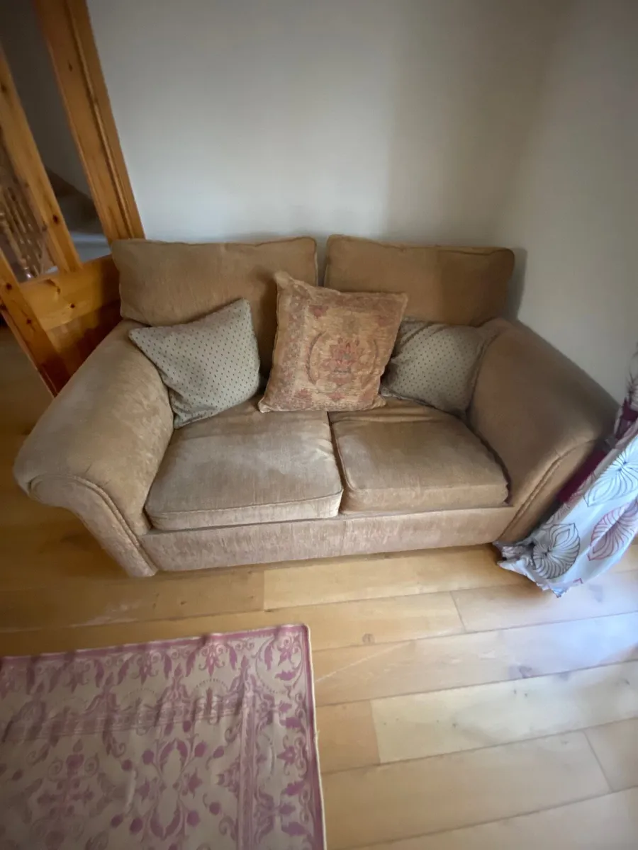 Sitting room Sofa - Image 4