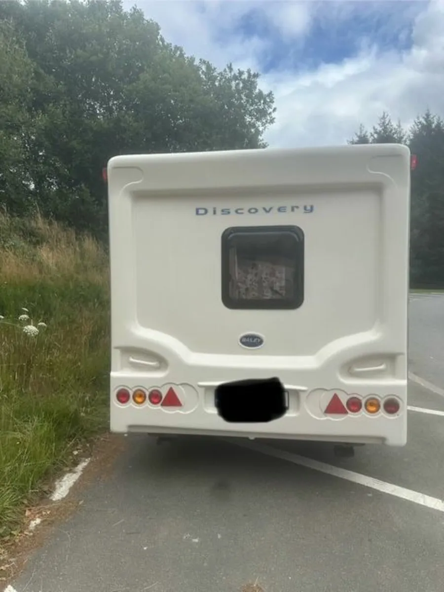 Bailey Discovery 300 – 5-Berth Touring Caravan - Image 4