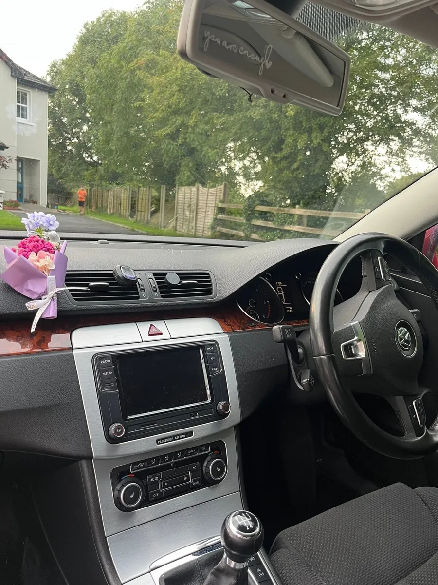 Car - Image 2