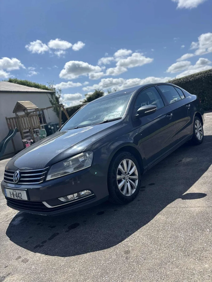 Volkswagen Passat - Image 4