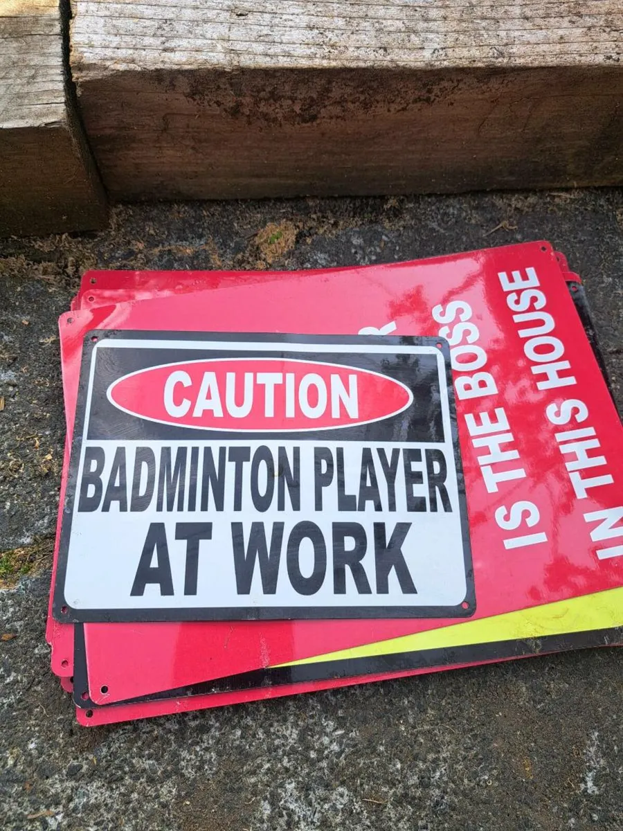 Signs - Image 4