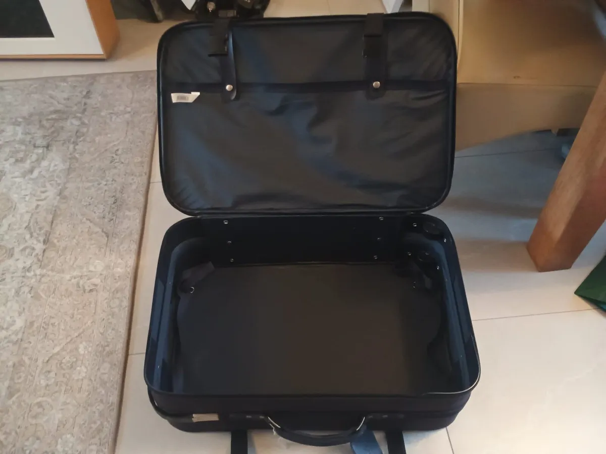 Large Suitcase great condition - Image 2