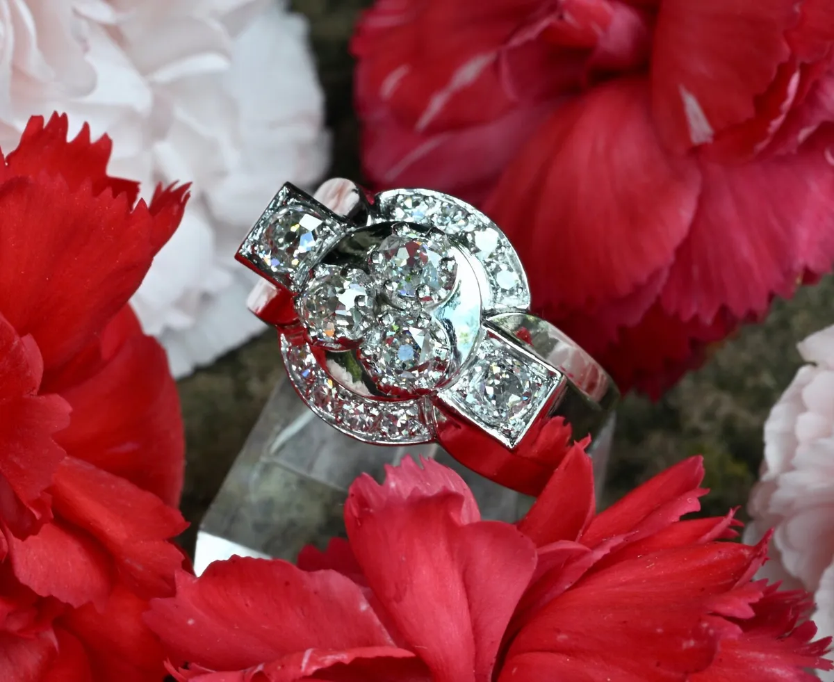 Antique Diamond Tank Ring  18ct White Gold & Plat - Image 2