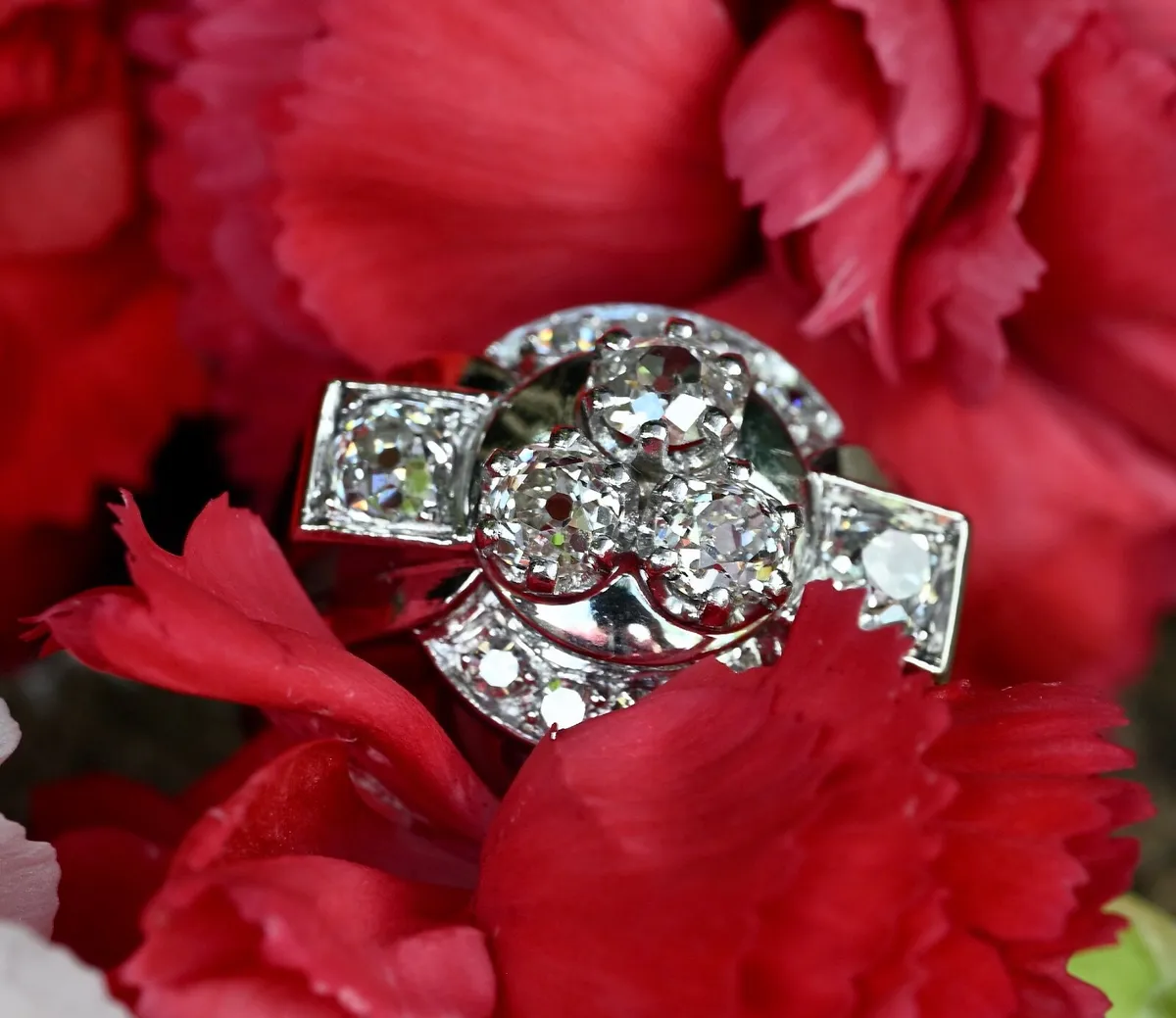 Antique Diamond Tank Ring  18ct White Gold & Plat - Image 4
