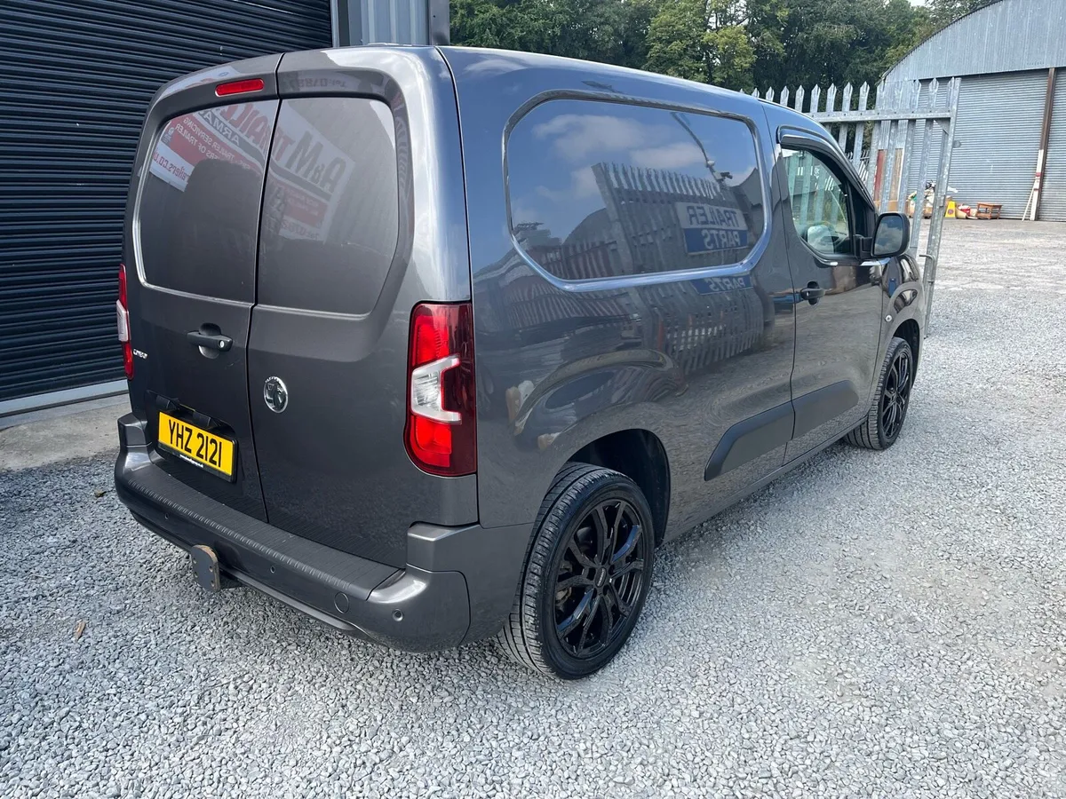 2021 Vauxhall combo sportive NO VAT - Image 2