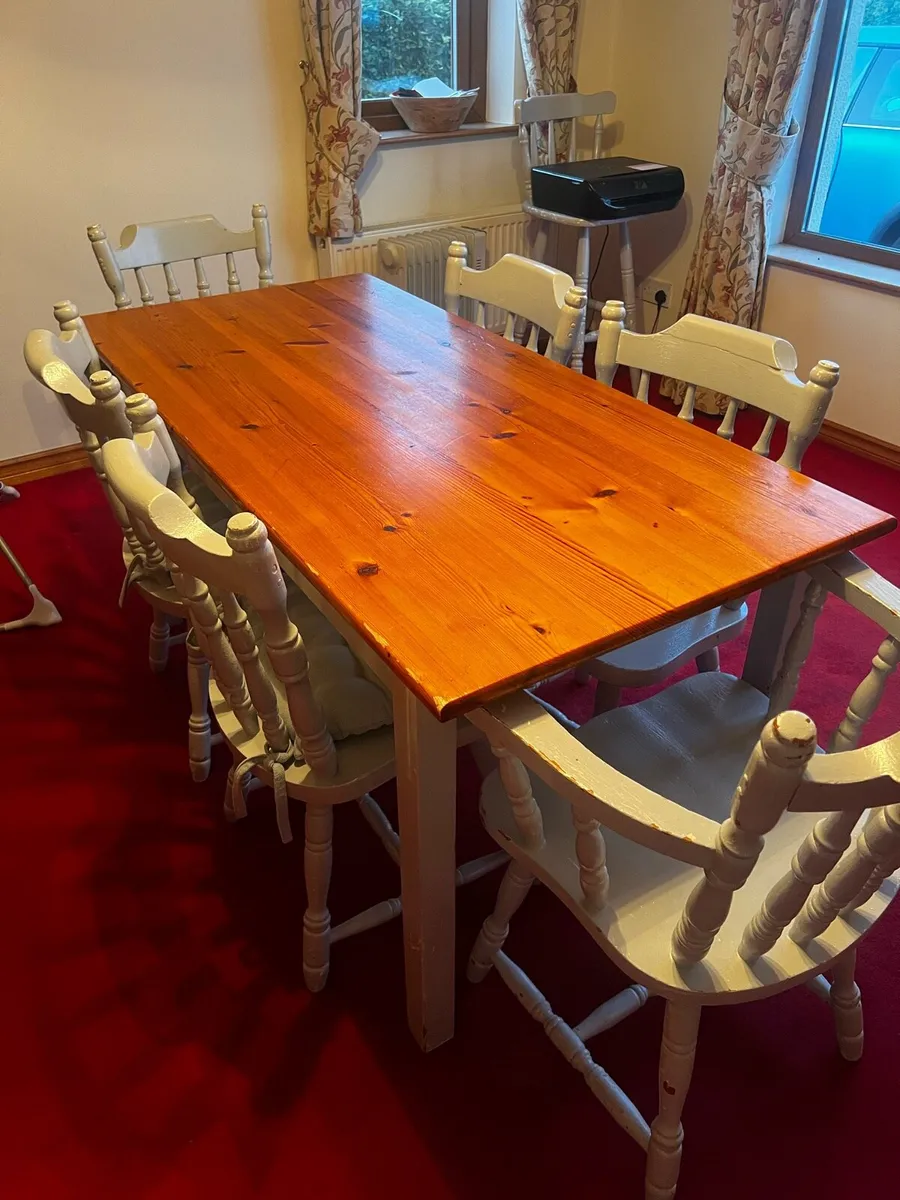 Table and 6 chairs - Image 2