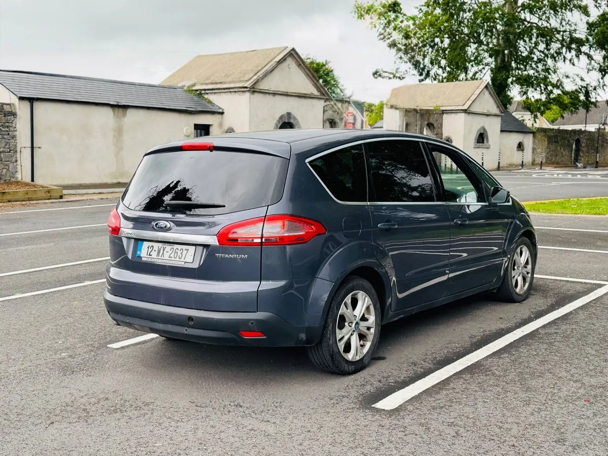 Ford S-Max TITANIUM 2.0LD - Image 3