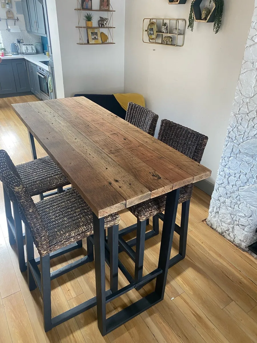 High table & chairs - Image 4