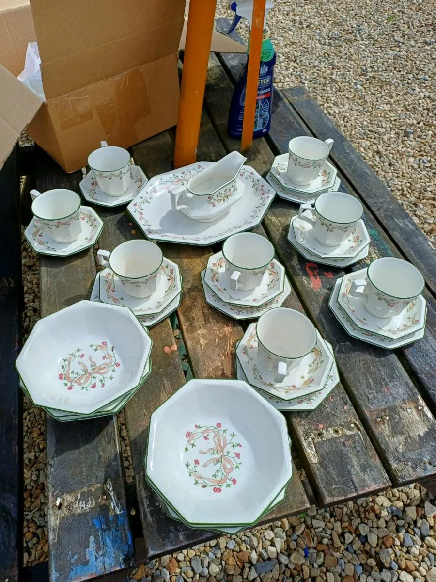 1980s  30pc Eternal Beau Set - Image 2