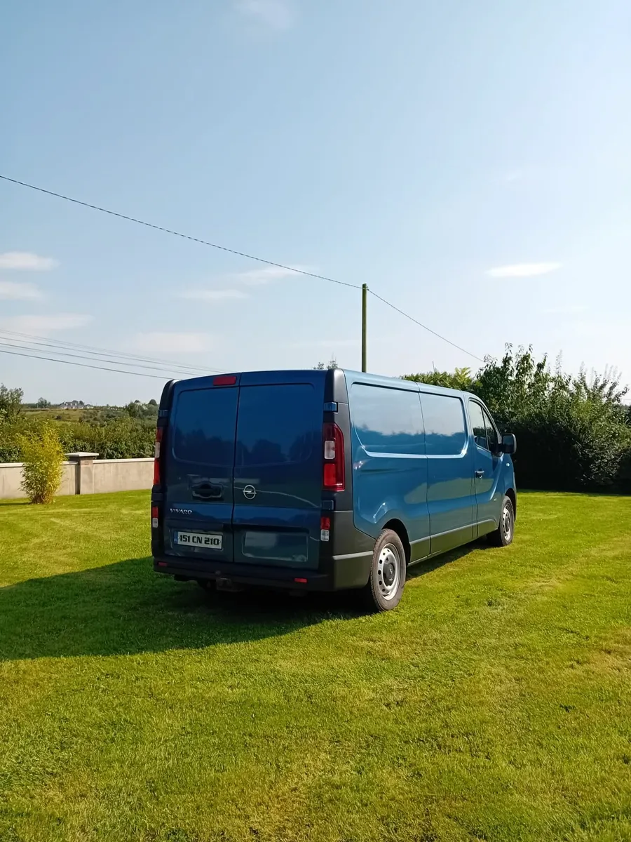 Van - Image 2
