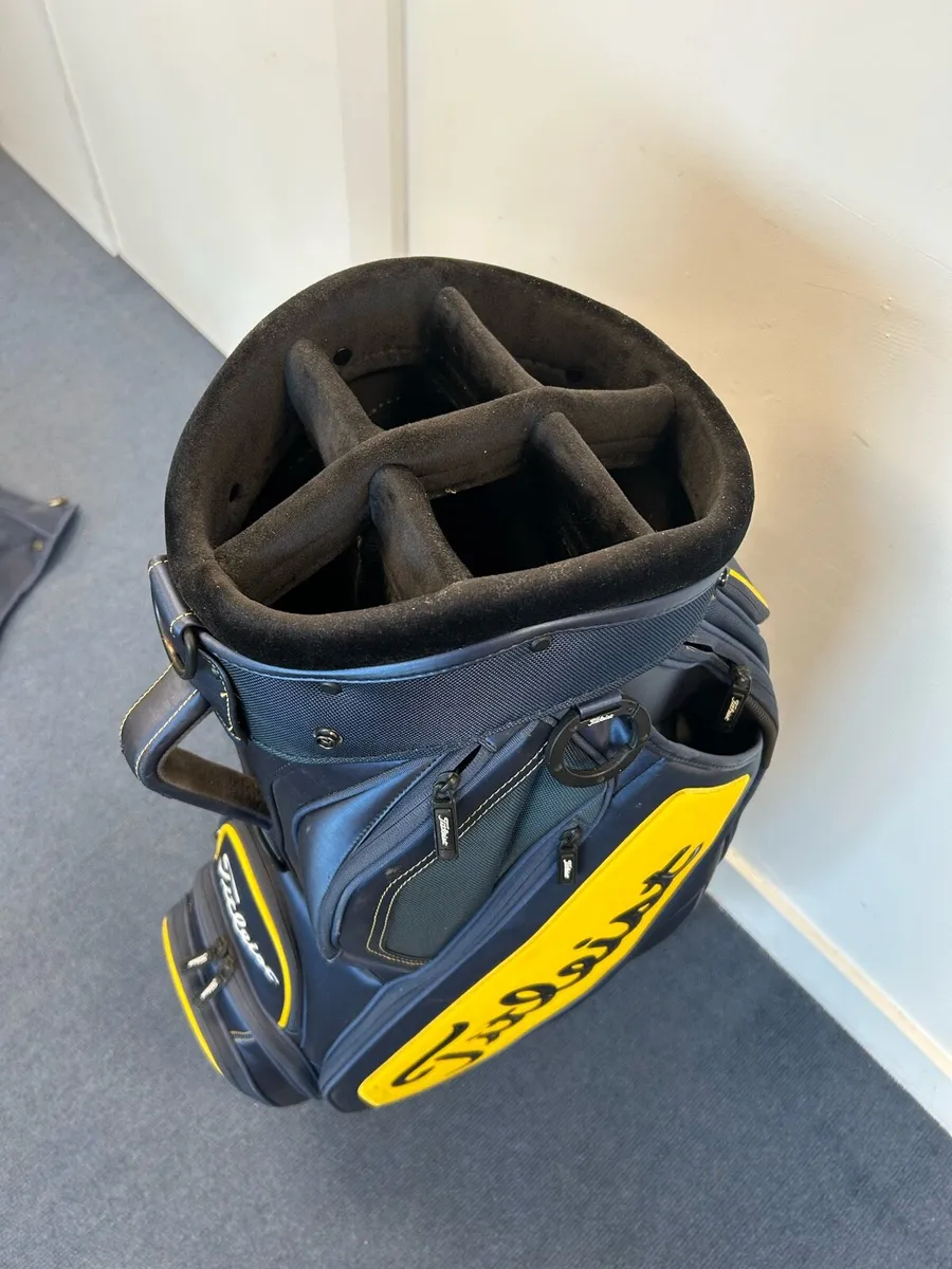 Titleist Golf Tour Bag - Image 4