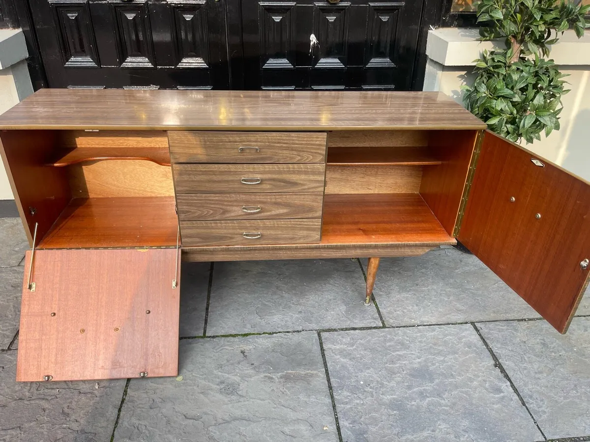 Fabulous Vintage Sideboard, Extendable Table&Chair - Image 4