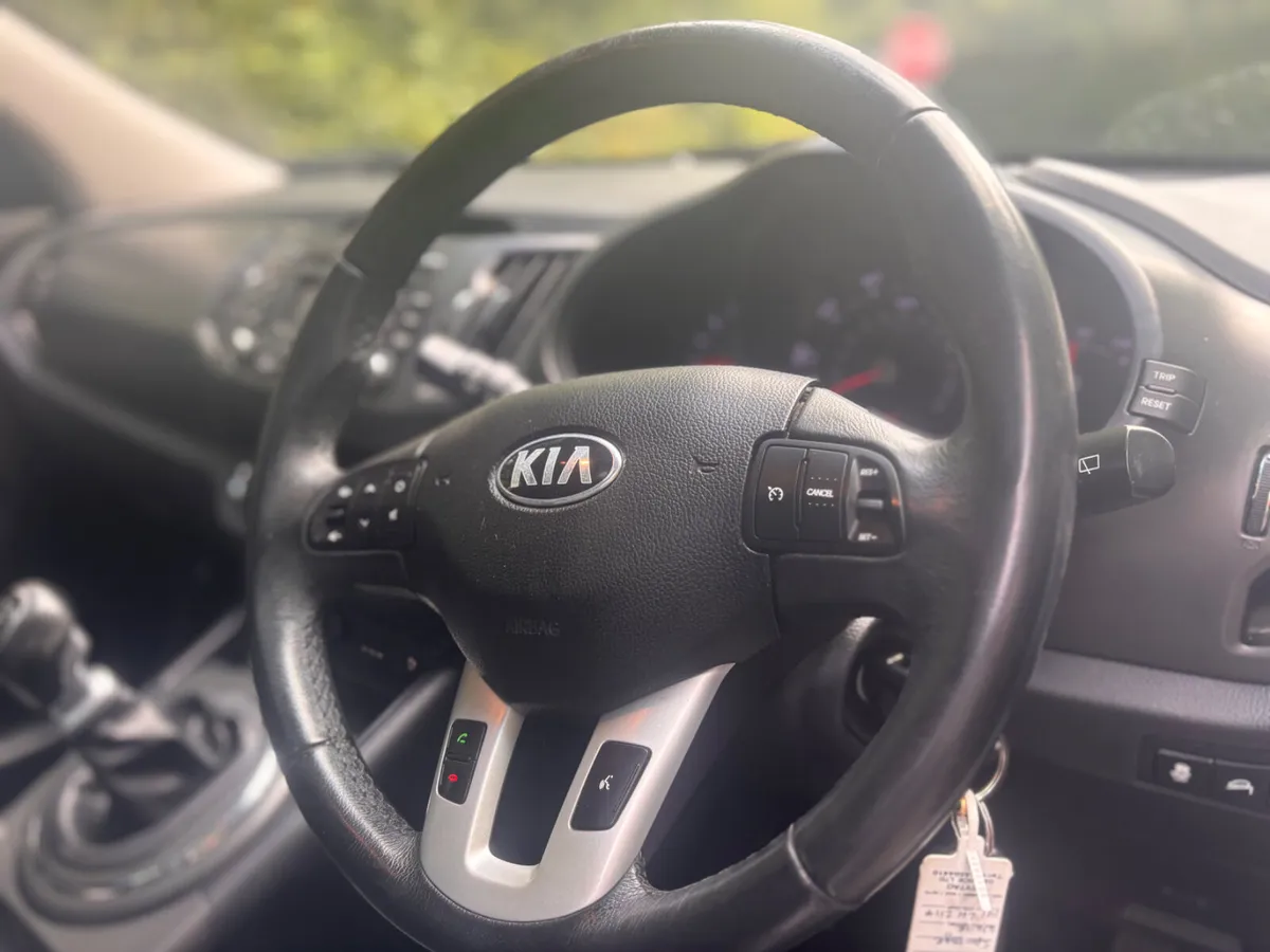 2014 1.7 D LX 2WD KIA SPORTAGE - Image 4
