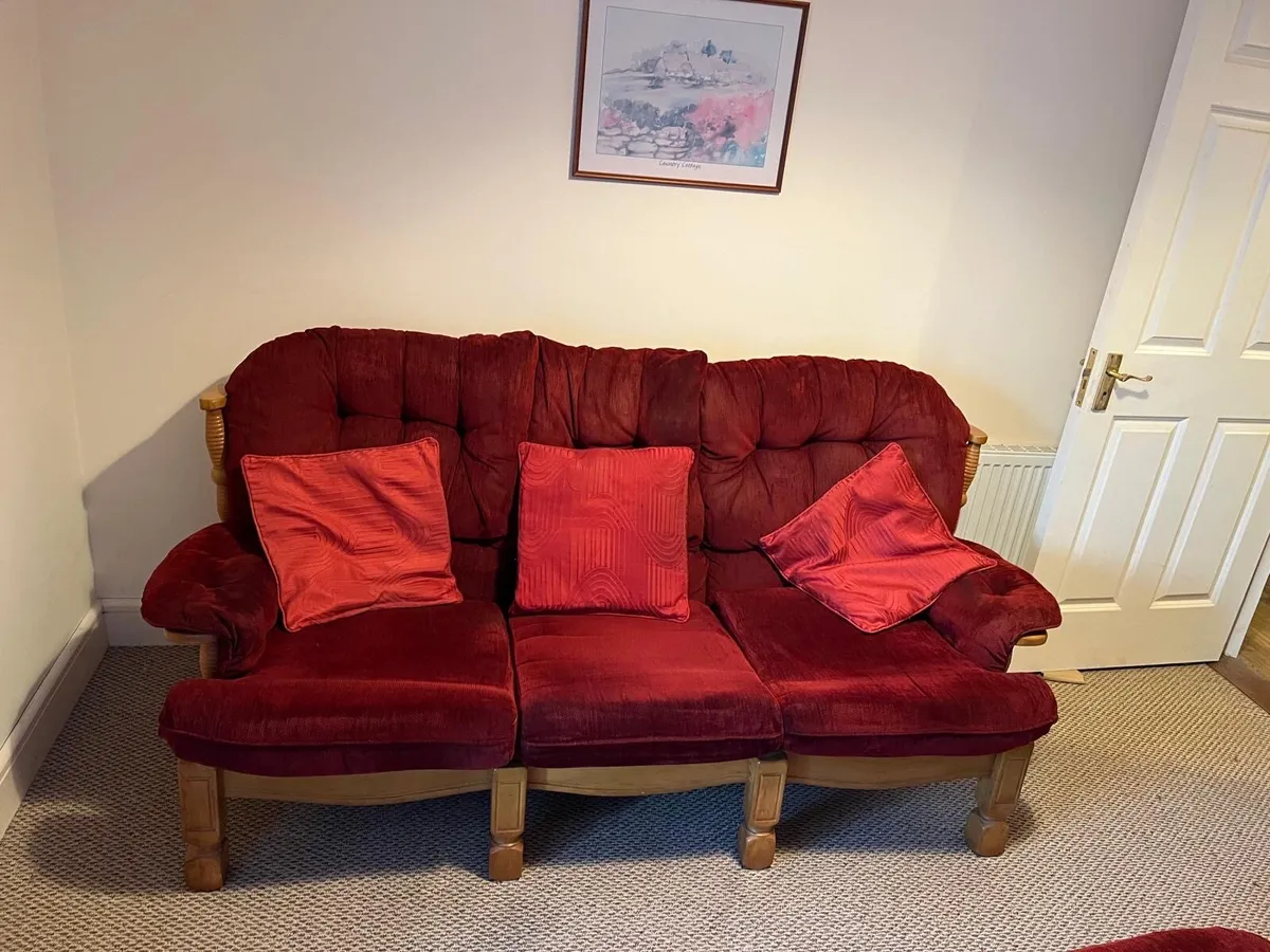 3 piece sofa & 2 armchairs - Image 2