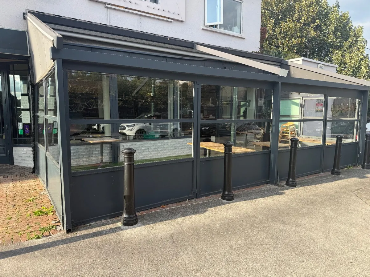 Commercial Restaurant/Bar Pergola / Awning - Image 2