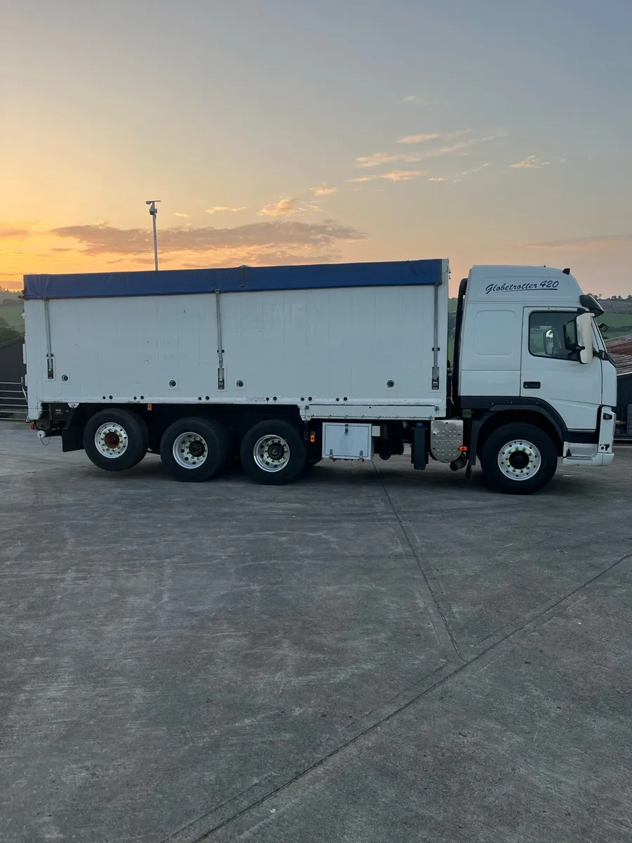 Volvo FM 420 Bulk Blower - Image 2