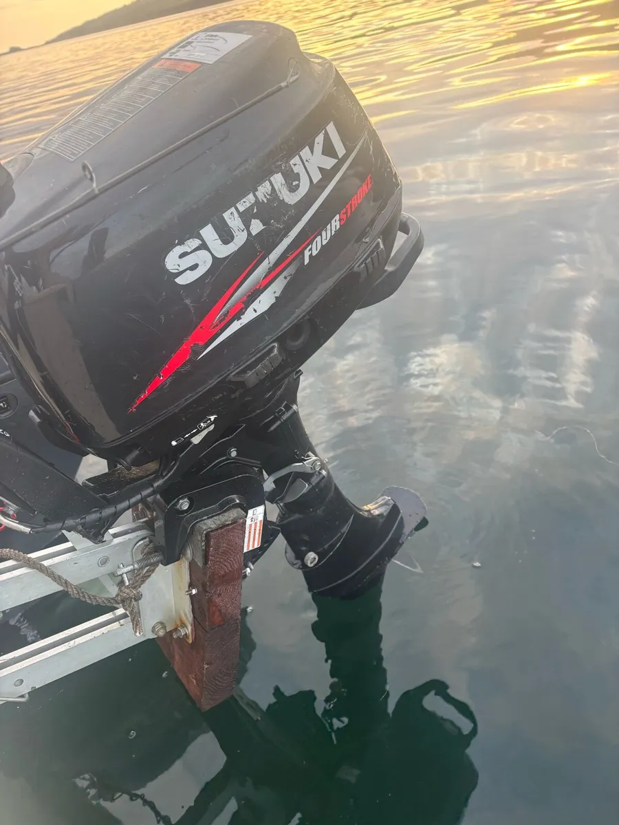 Suzuki 5hp outboard - Image 2